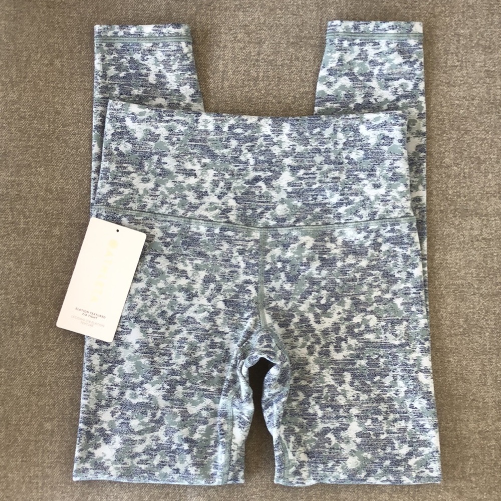 Worn once - ATHLETA Elation High-Rise 7/8 Textured Tight - Picture 8 of 10
